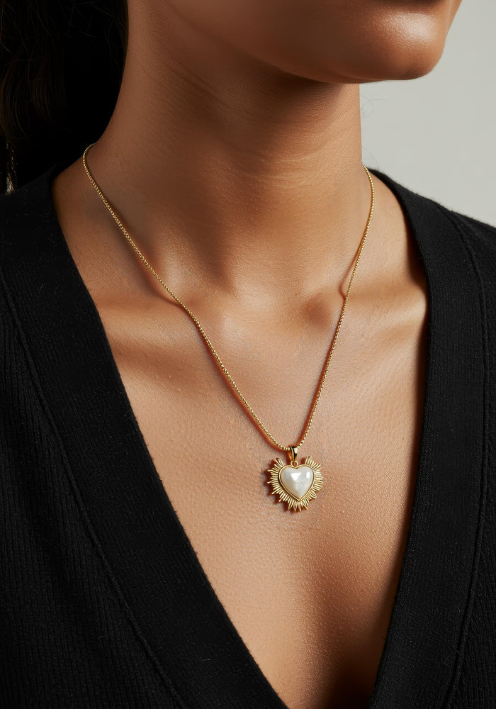 Sacred Heart Necklace - Pearl
