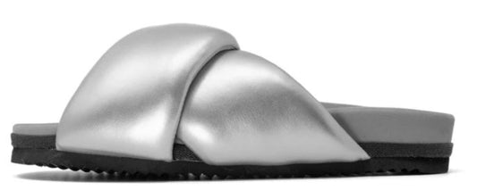 Silver Foldy Puffy