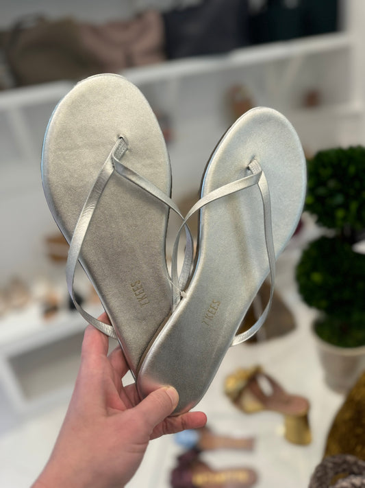 Tkees sales sandals sale