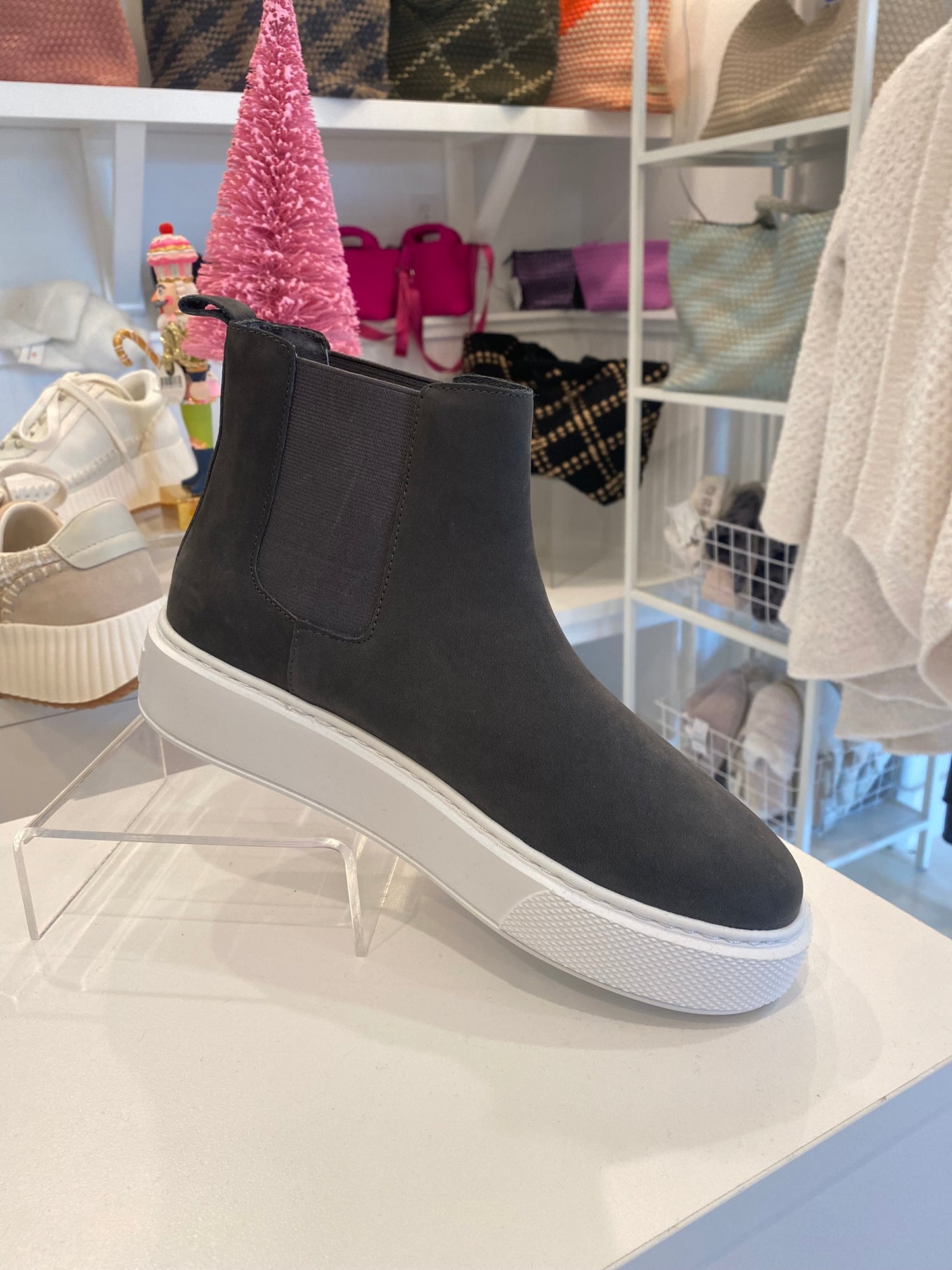 Dani Slip on Sneaker